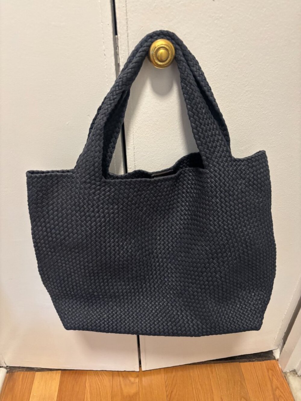 Lino 120% Navy Woven Tote 19 in x 13 in